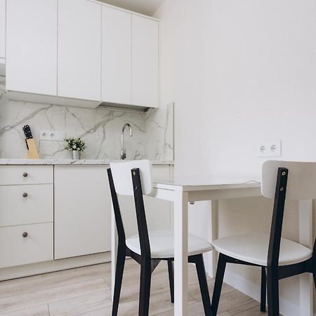 Apart-Smart 5.26 Near Lavina 5 Floor Kharkovskaya Sumy Zewnętrze zdjęcie